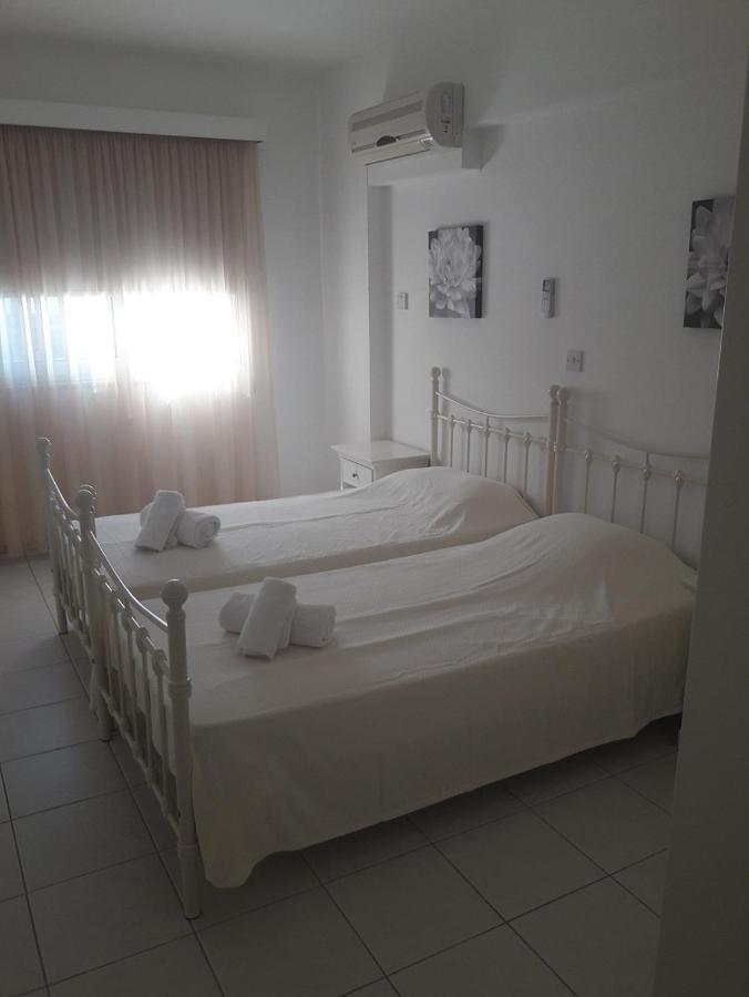 Iris Village Apartament